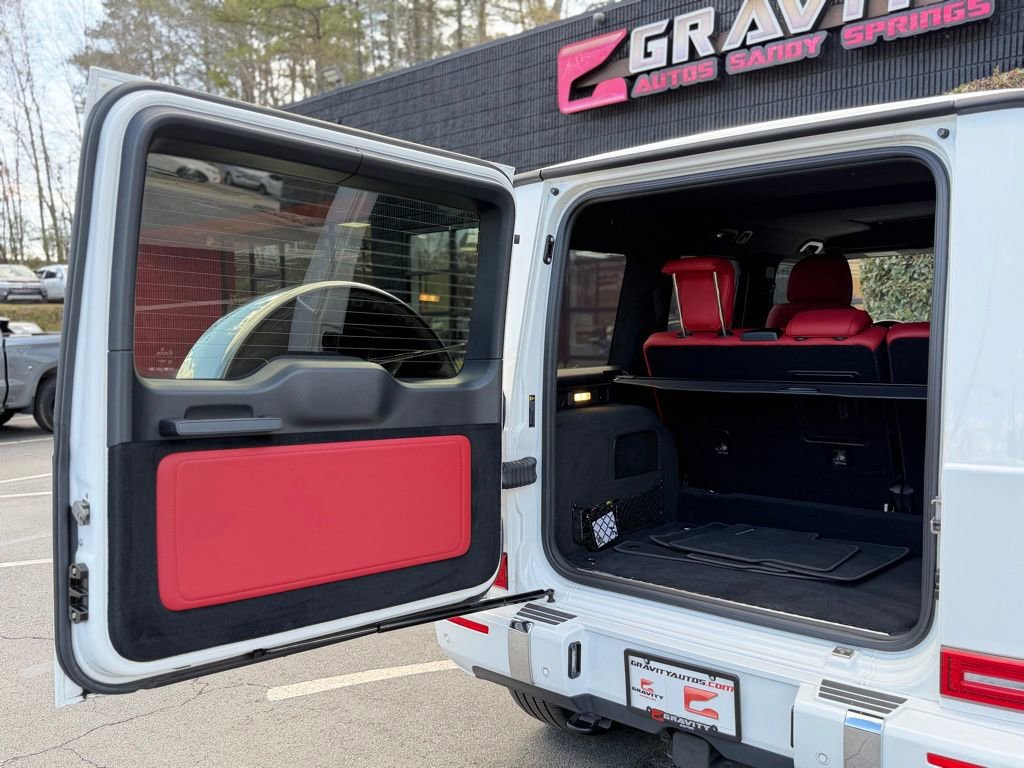 Used 2024 Mercedes-Benz G 550 image 17