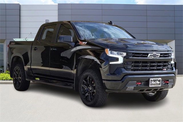 Used 2024 Chevrolet Silverado 1500 LT Trail Boss w/ Protection Package image 3