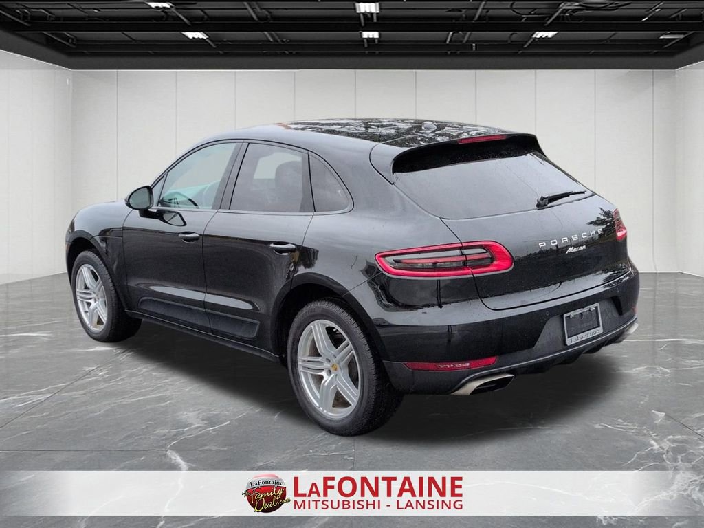 Used 2018 Porsche Macan image 3