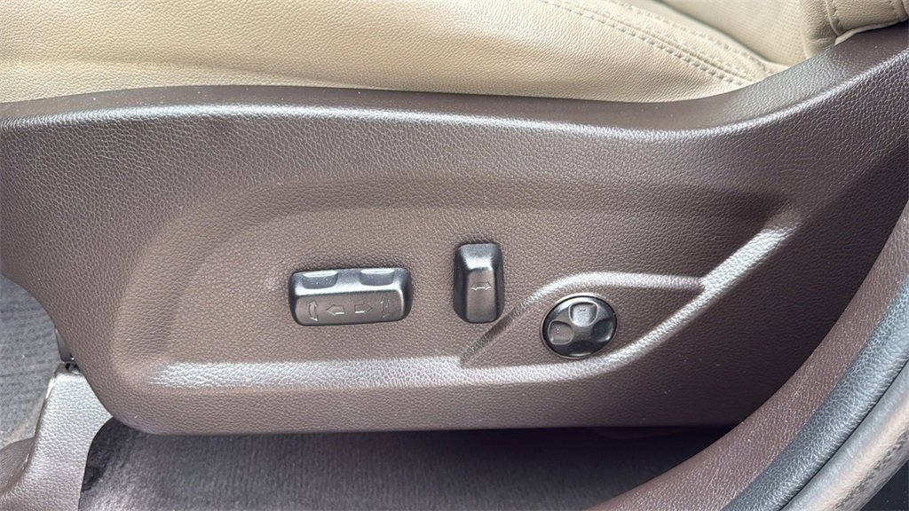 Used 2017 Hyundai Santa Fe Sport w/ 2.4L Tech Package 04 image 13