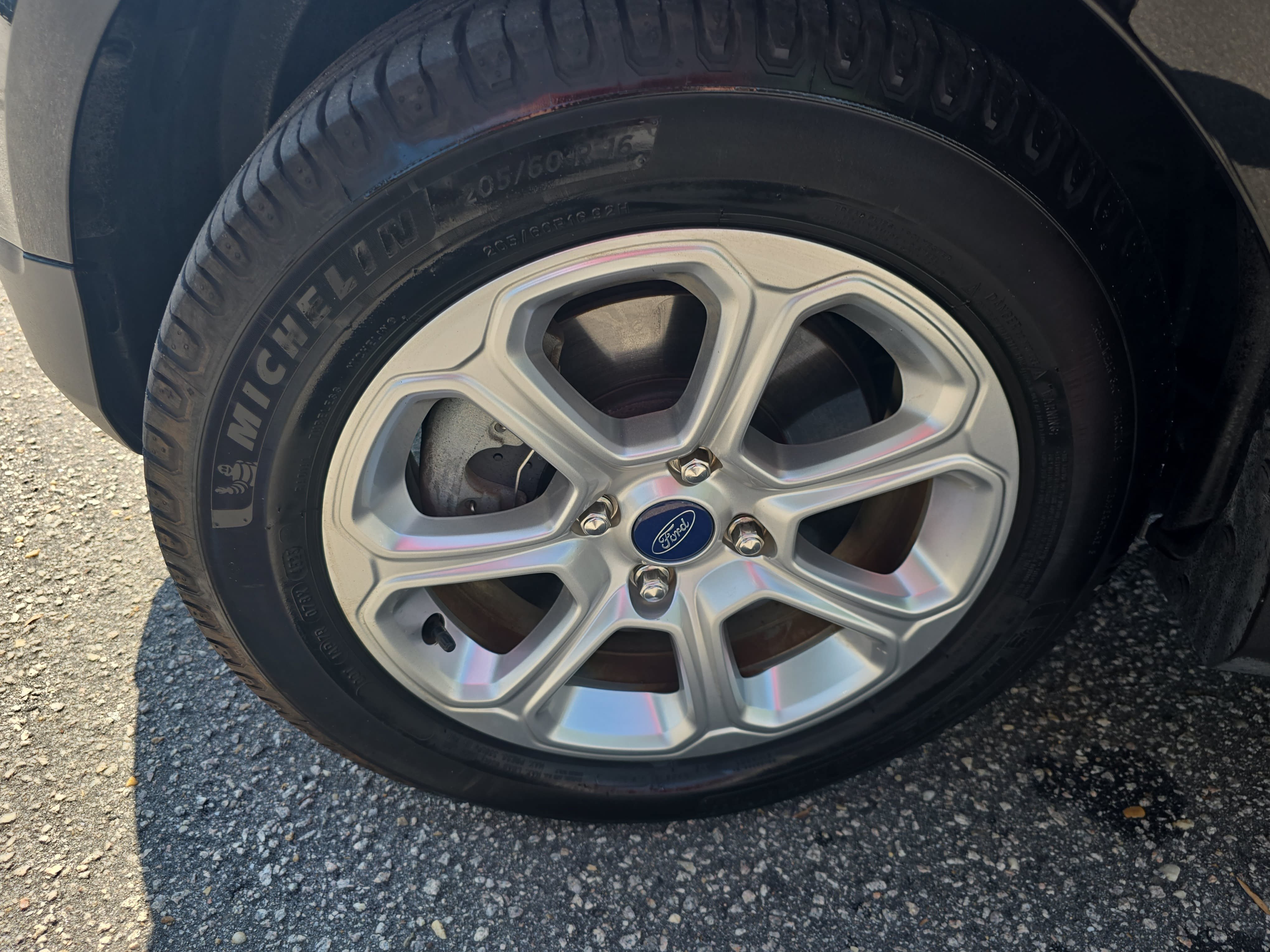 Used 2019 Ford EcoSport SE w/ SE Convenience Package FWD image 33