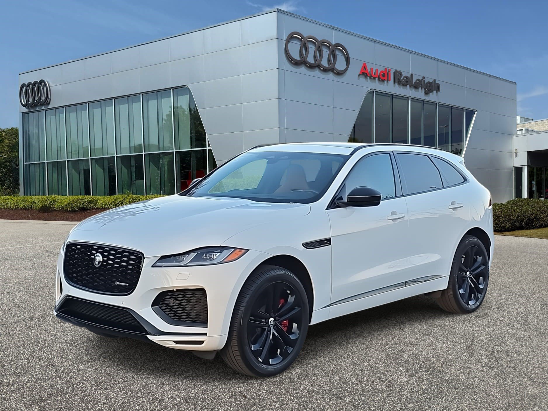 Used 2024 Jaguar F-PACE R-Dynamic S