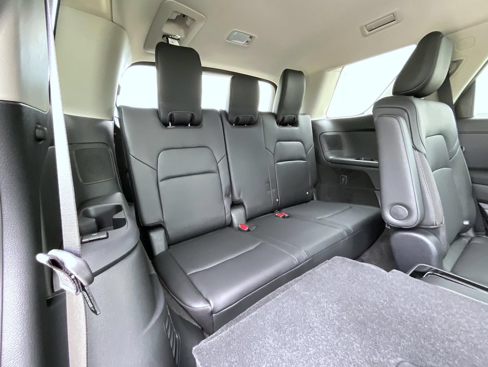 New 2026 Nissan Pathfinder SL w/ SL Premium Package AWD/4WD image 20