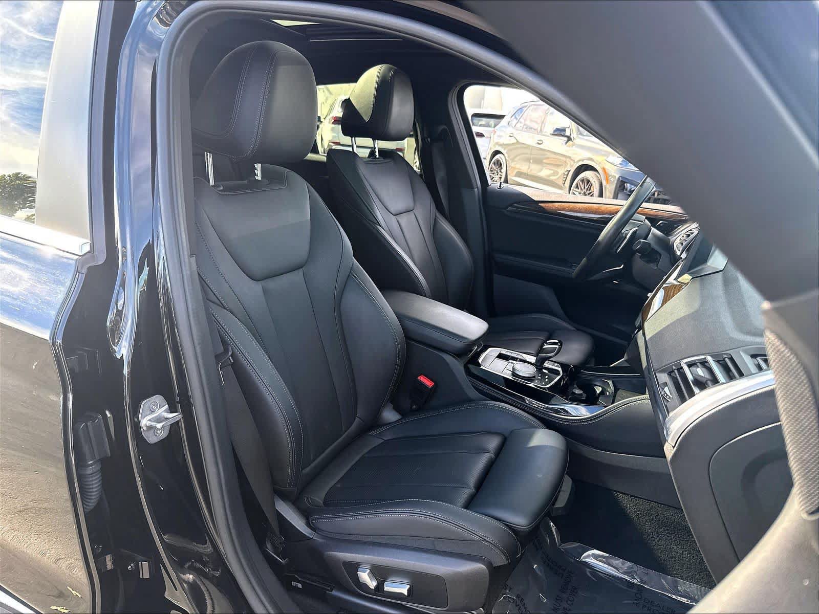 Used 2023 BMW X4 xDrive30i w/ Convenience Package AWD/4WD image 32