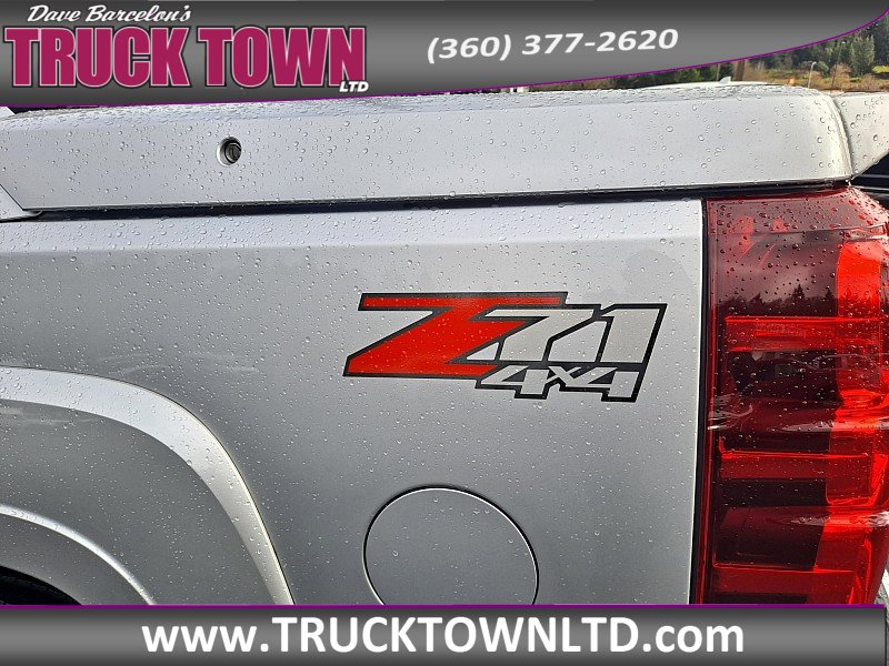 Used 2013 Chevrolet Avalanche LT w/ Suspension Package, Off-Road image 6