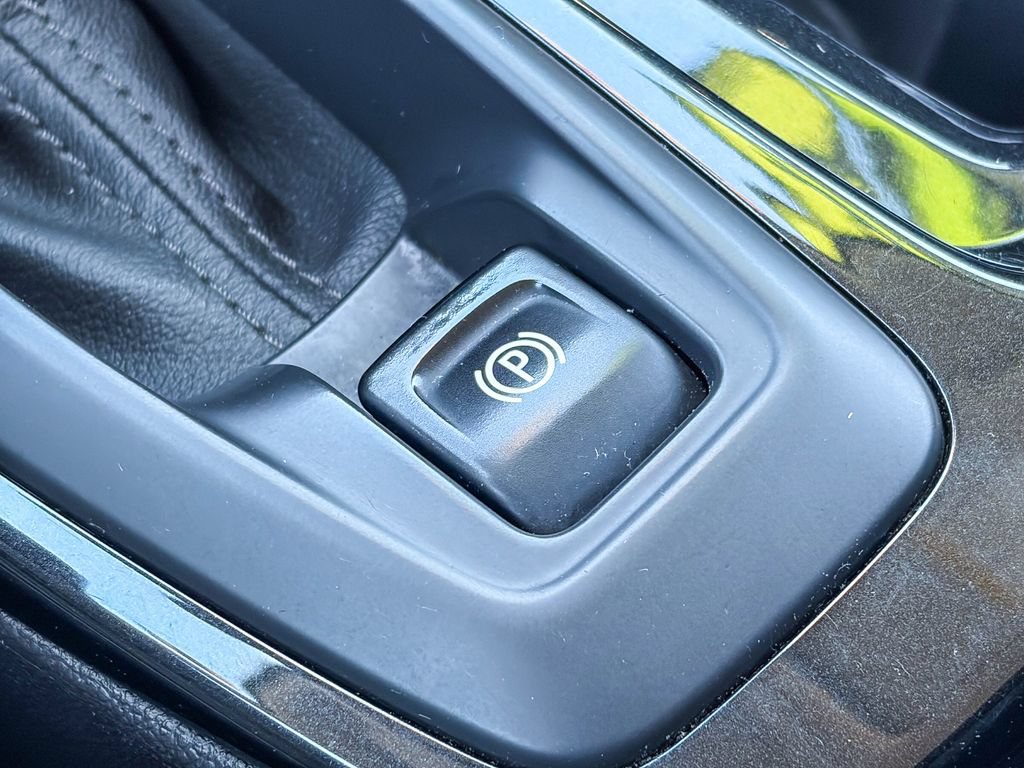 Used 2023 Chevrolet TrailBlazer LS FWD image 29