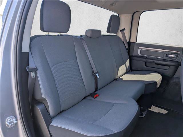 Used 2021 RAM 1500 Classic SLT AWD/4WD image 18