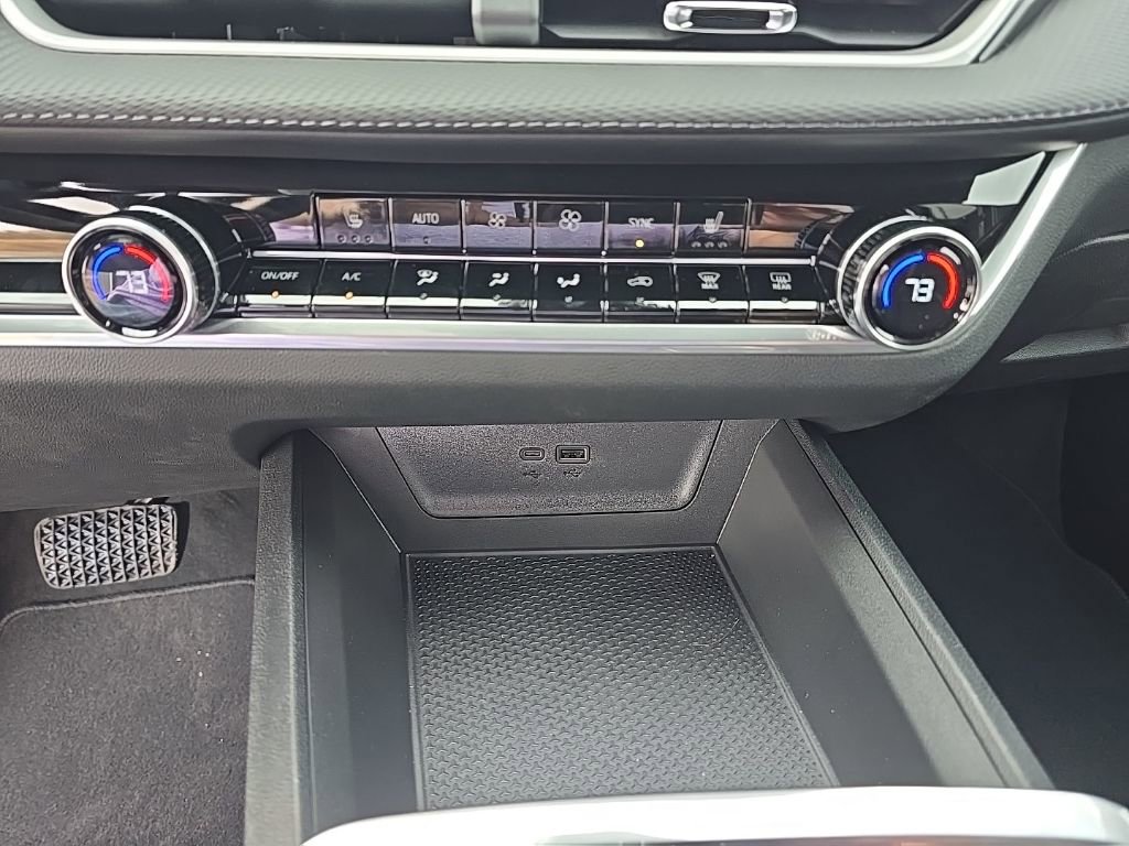 New 2026 Chevrolet Equinox LT w/ Convenience Package II image 22