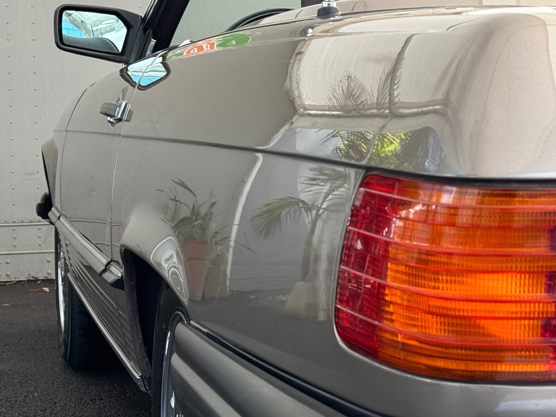 Used 1987 Mercedes-Benz 560 SL image 37