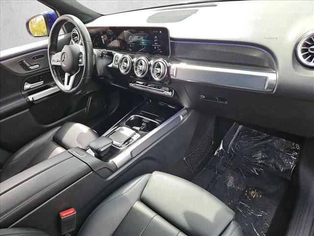 Used 2020 Mercedes-Benz GLB 250 image 28