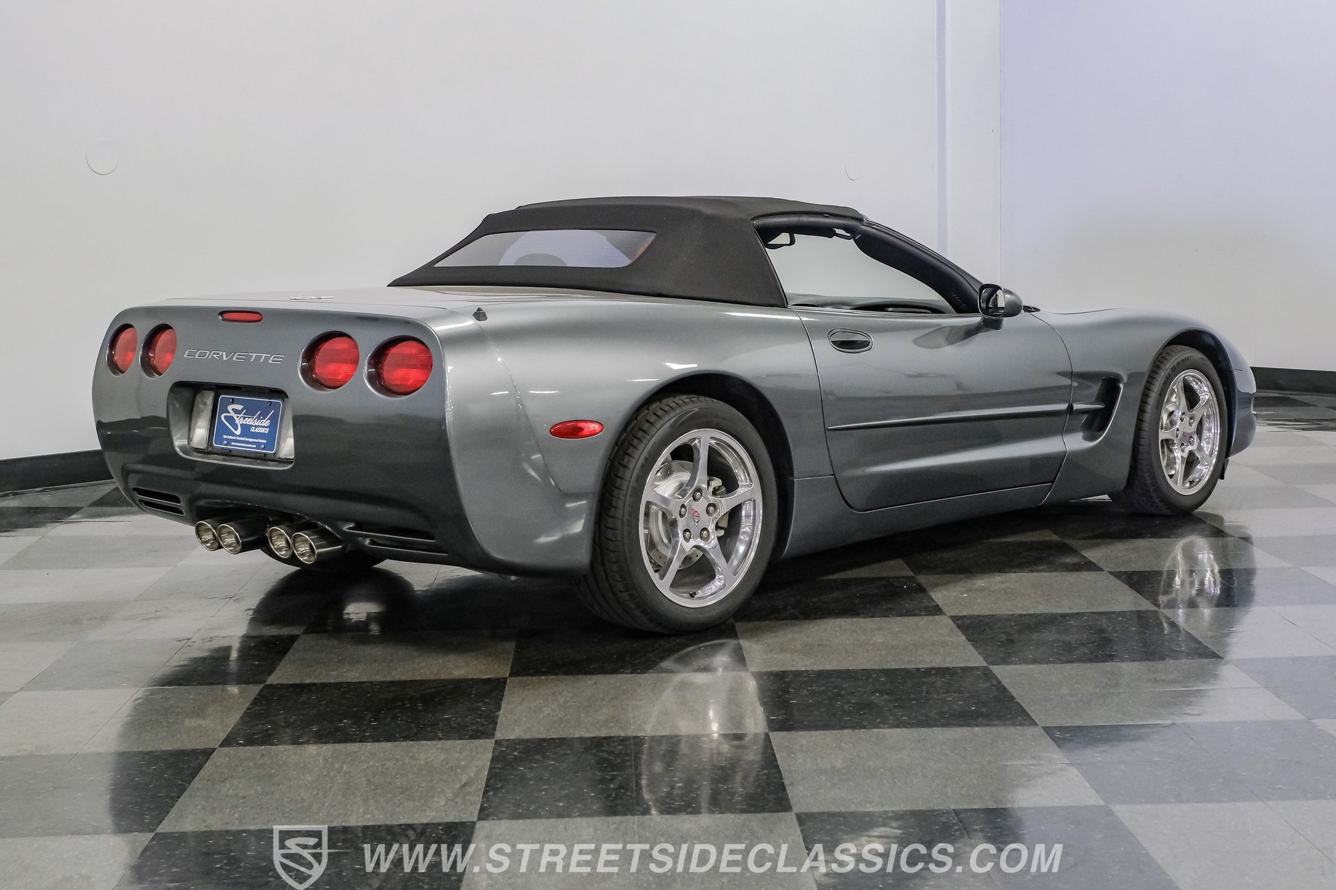 Used 2003 Chevrolet Corvette Convertible w/ Preferred Equipment Group1 RWD image 12