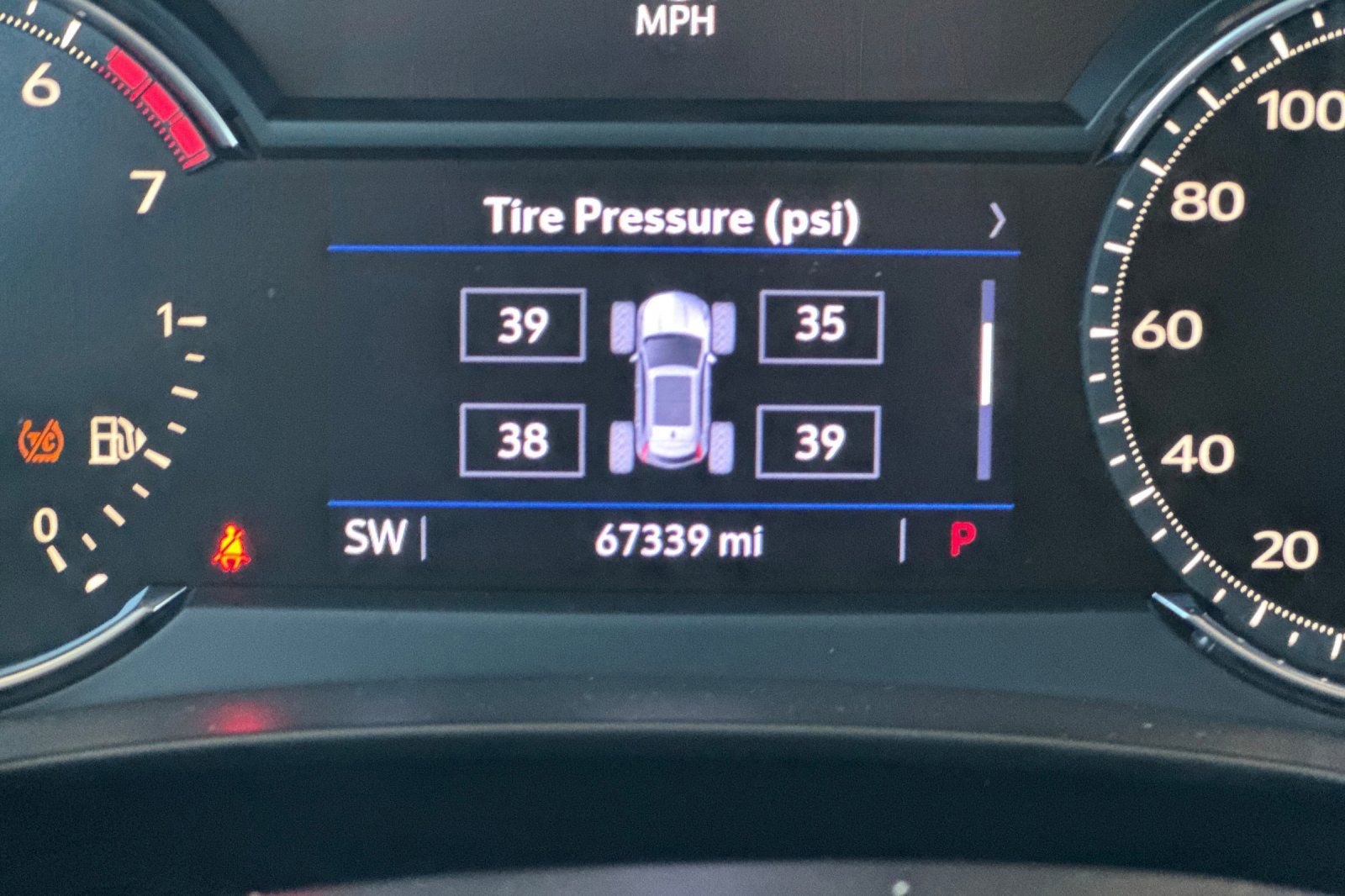 Used 2019 Cadillac XT4 Sport w/ Driver Awareness Package image 26