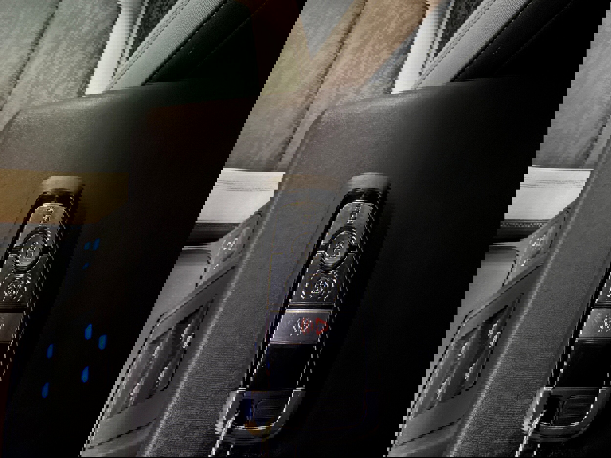 Used 2021 Ford Bronco Wildtrak image 38