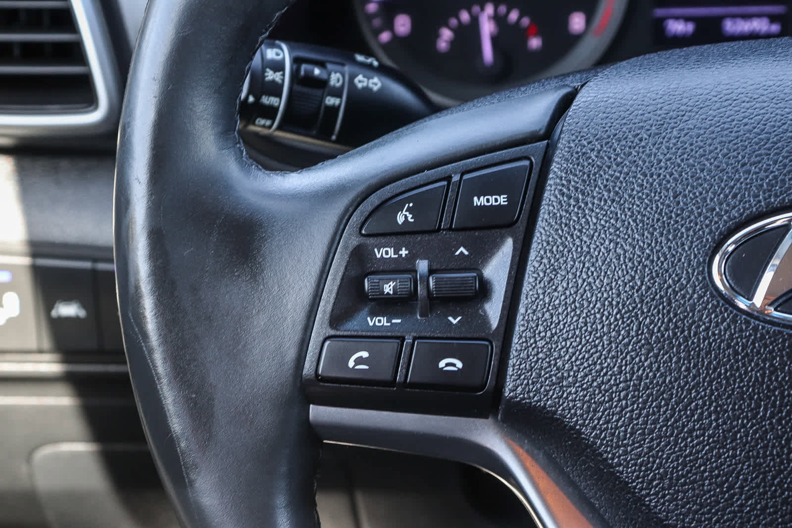 Used 2020 Hyundai Tucson Limited w/ Cargo Package image 18