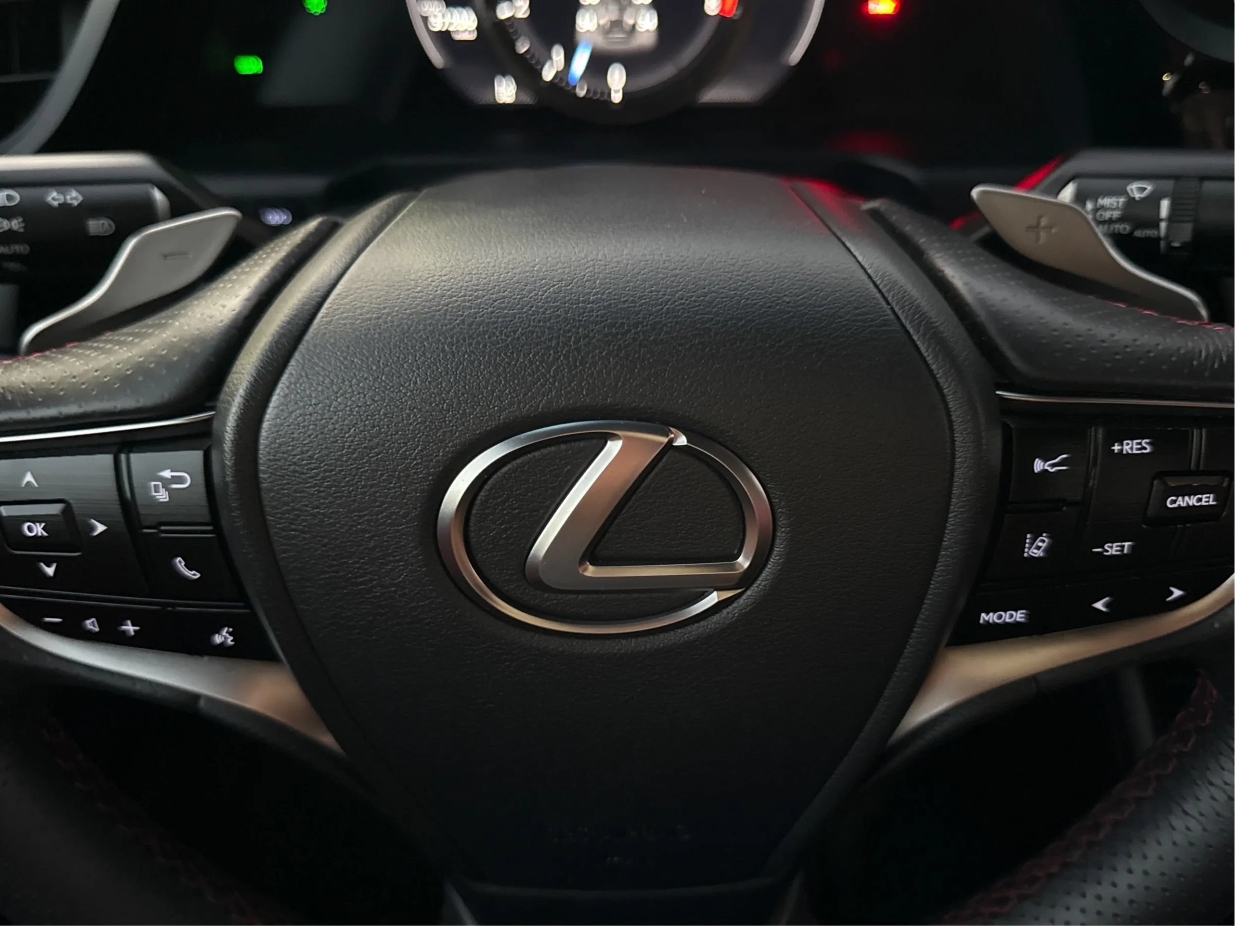 Used 2022 Lexus ES 350 F Sport w/ Accessory Package 2 FWD image 34