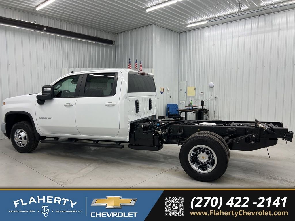 New 2026 Chevrolet Silverado 3500 LT image 5
