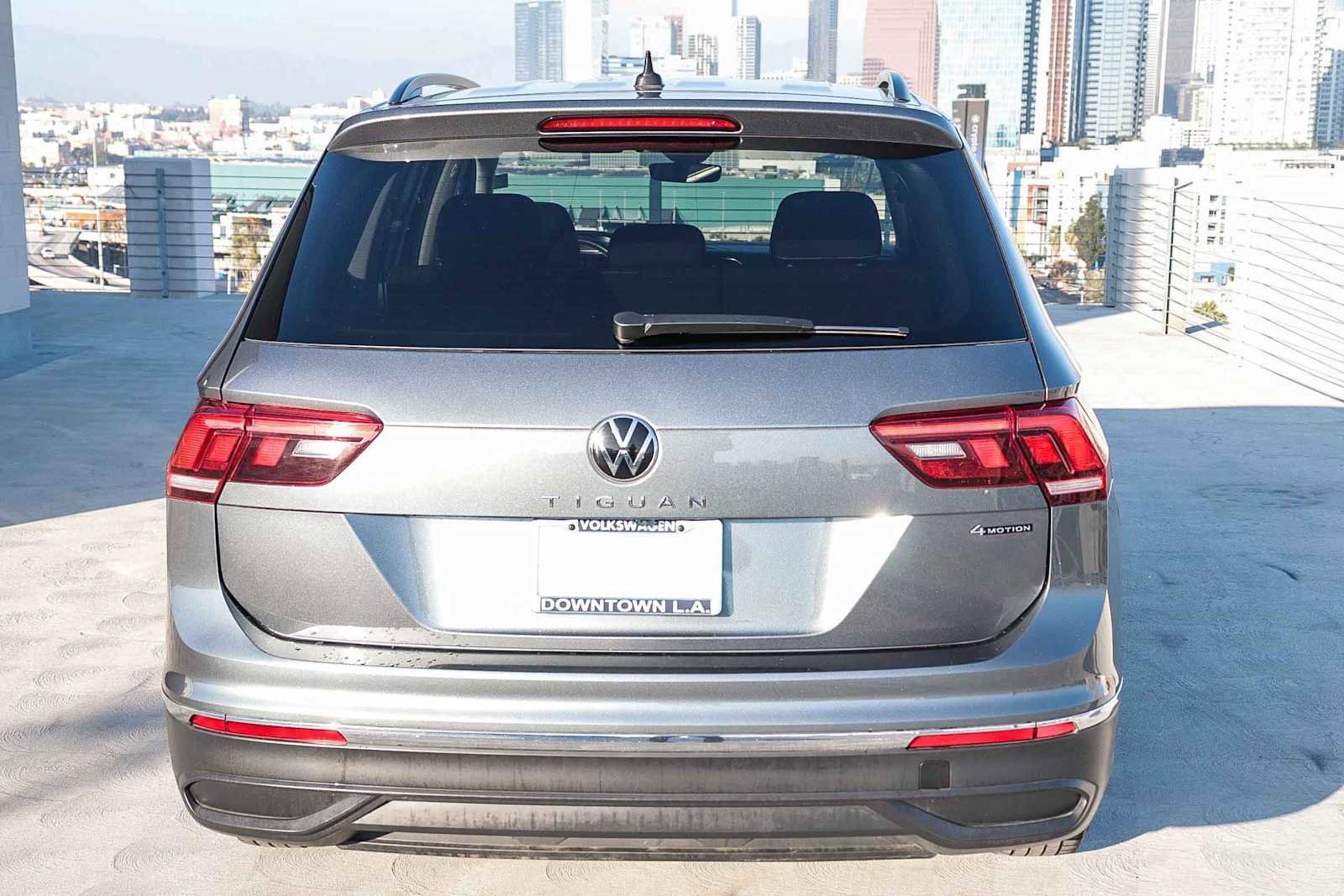 Used 2024 Volkswagen Tiguan S image 7