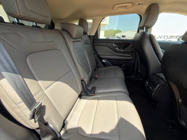 Used 2024 Lincoln Corsair Reserve w/ Equipment Group 201A AWD/4WD image 23