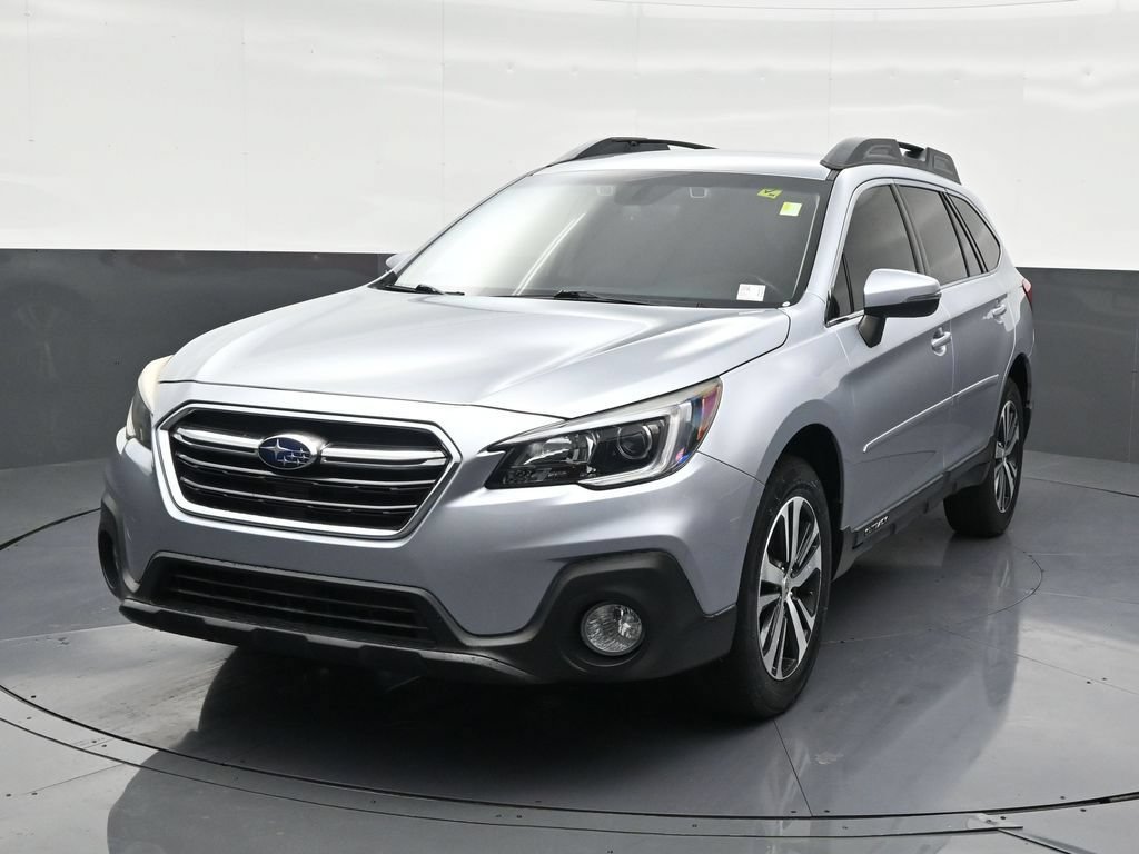 Used 2019 Subaru Outback 3.6R Limited AWD/4WD image 2