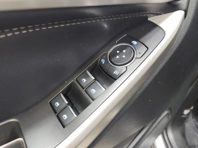Used 2021 Ford Explorer XLT w/ Equipment Group 202A AWD/4WD image 24