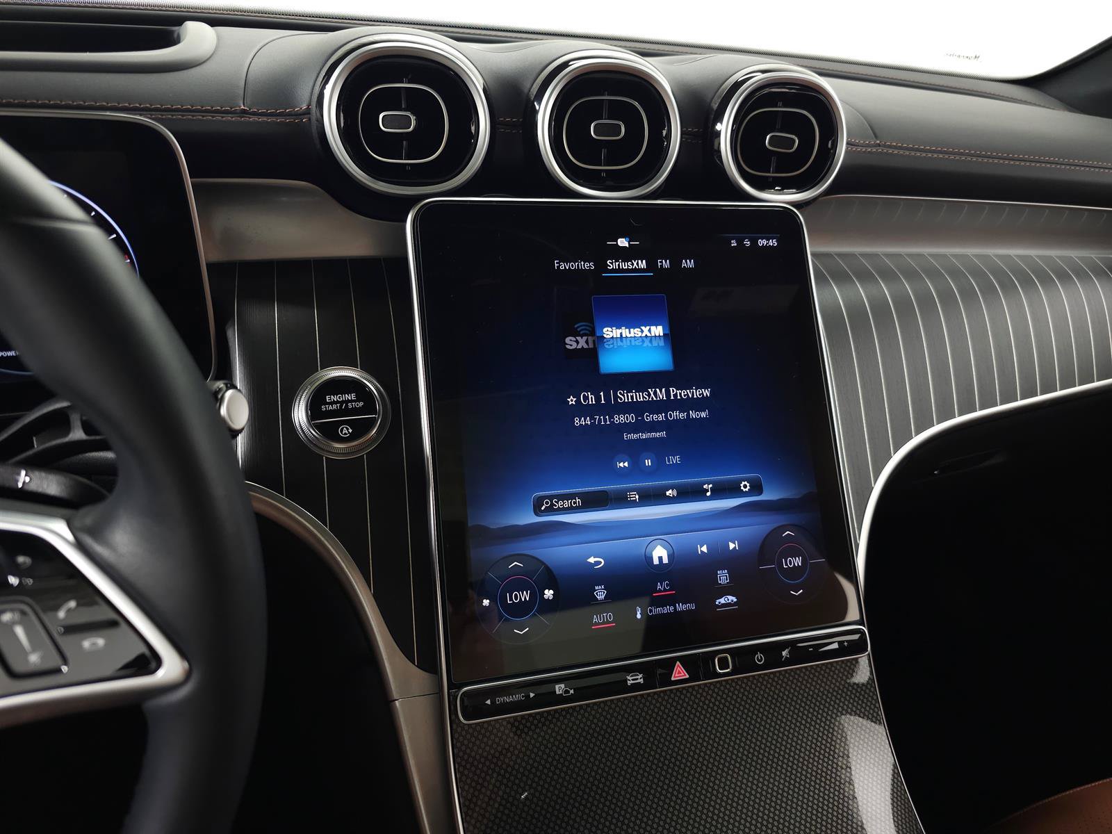 Used 2023 Mercedes-Benz GLC 300 4MATIC image 28