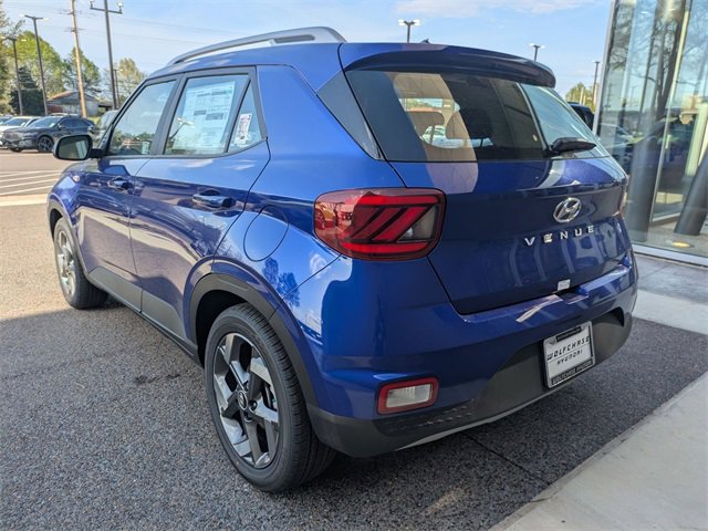 Certified 2025 Hyundai Venue SEL image 3