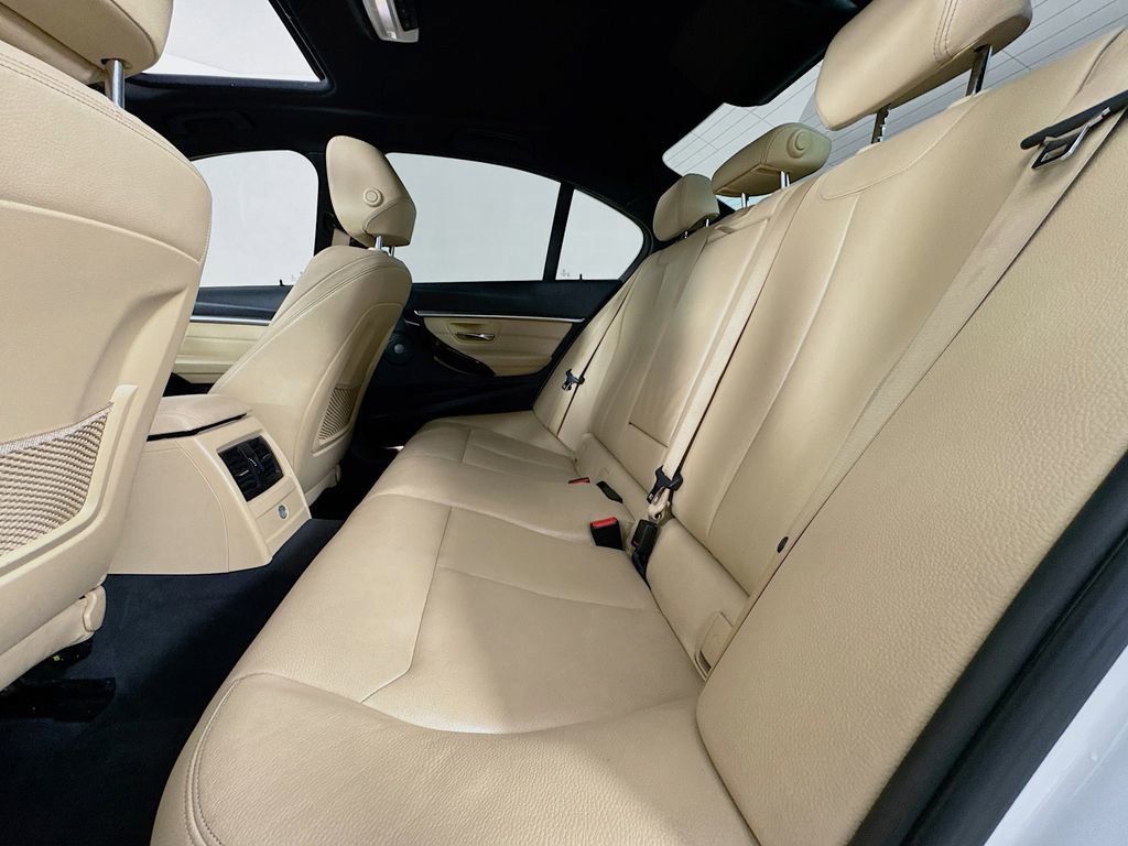Used 2017 BMW 340i Sedan image 30