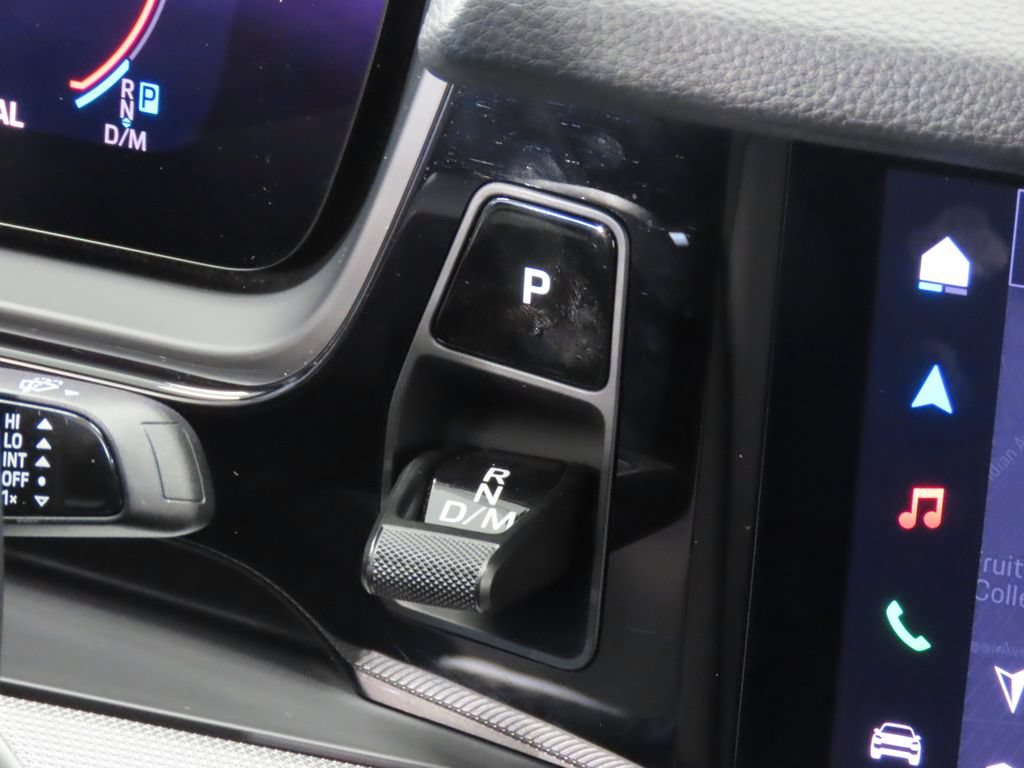 Certified 2025 Porsche Cayenne S AWD/4WD image 26