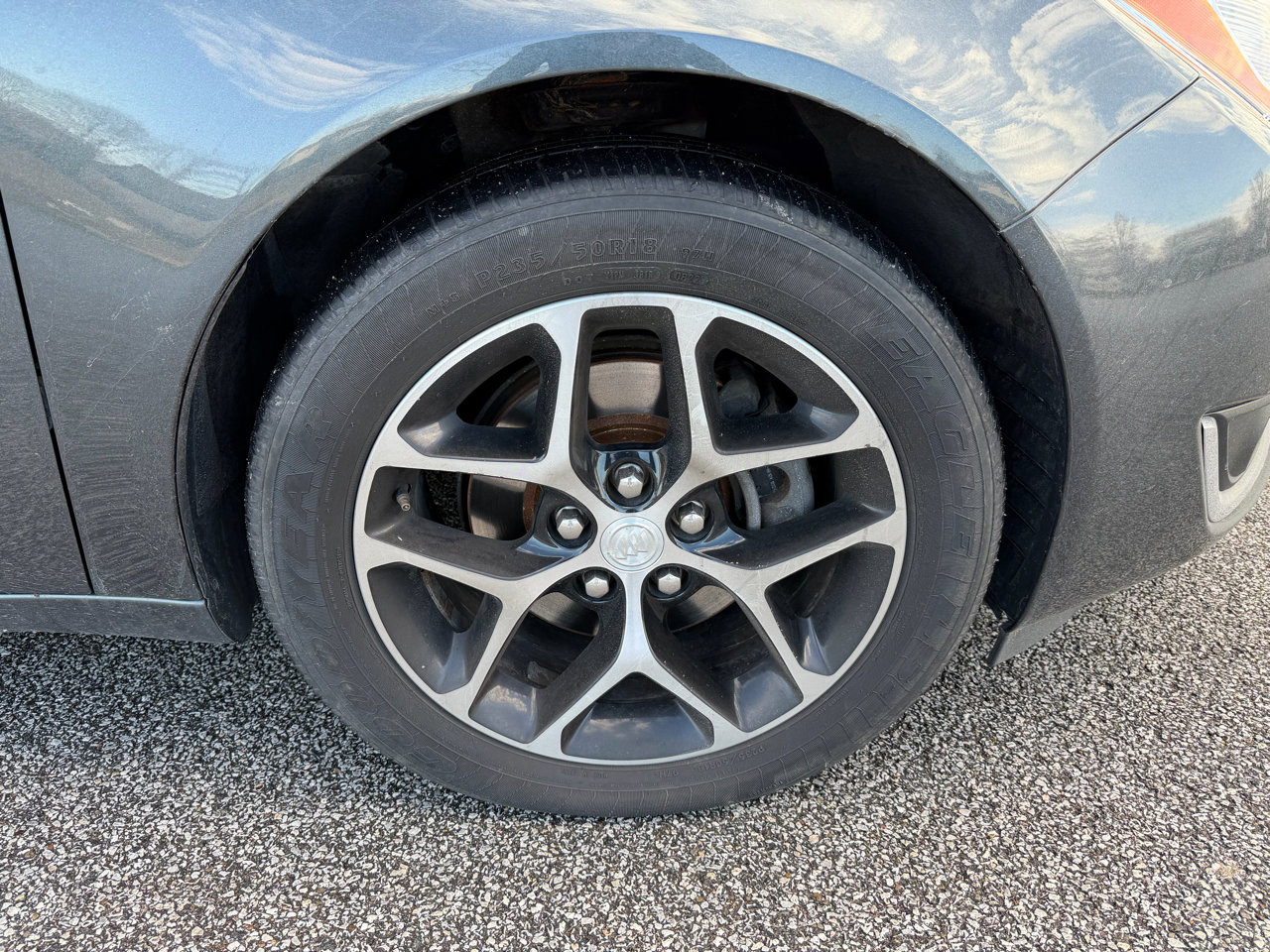 Used 2017 Buick Regal Sport Touring image 18