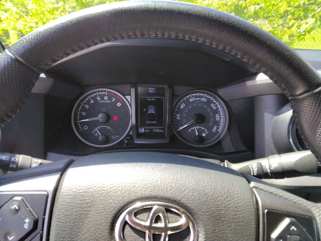Used 2023 Toyota Tacoma TRD Off-Road AWD/4WD image 23