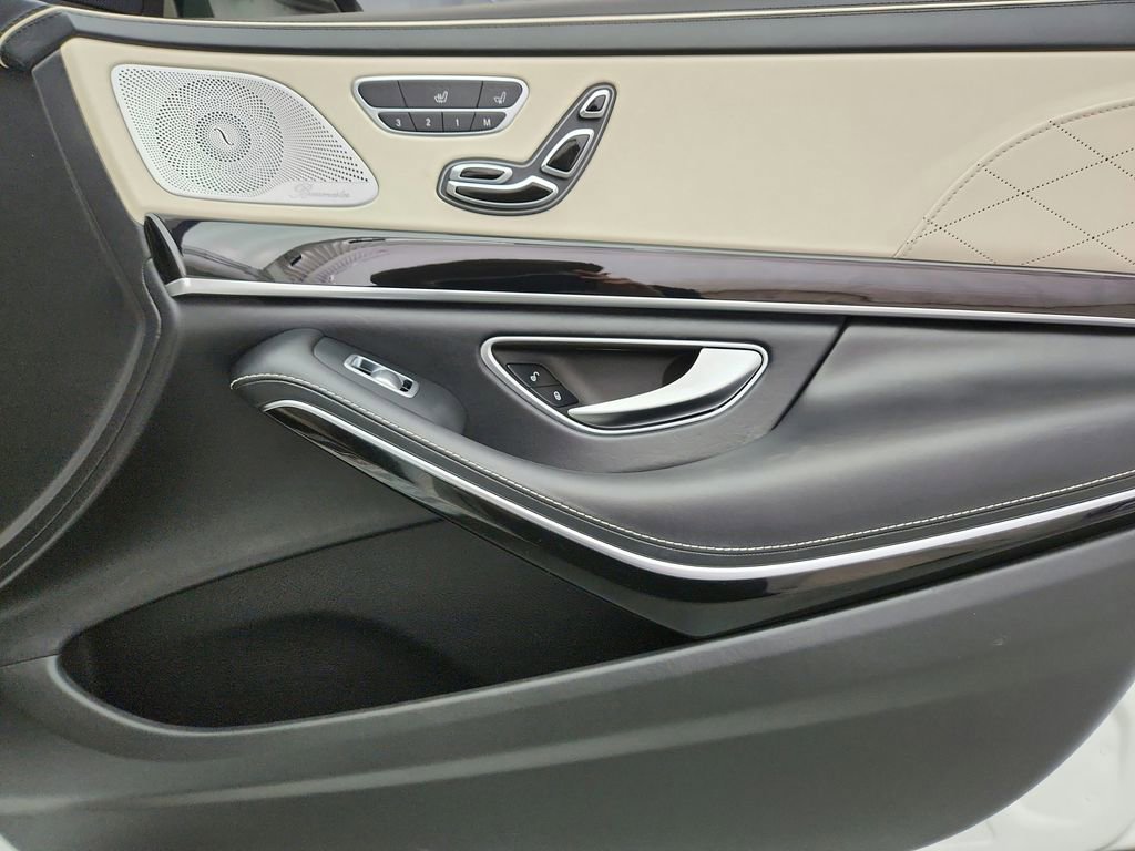 Used 2015 Mercedes-Benz S 550 4MATIC Sedan image 33
