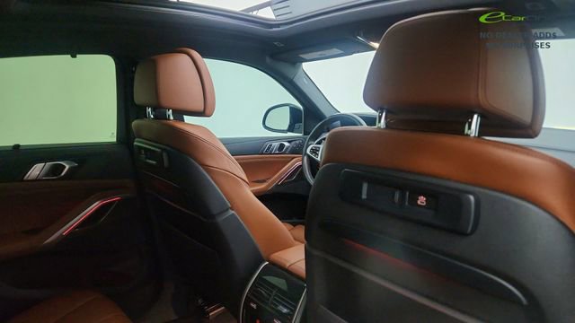 Used 2022 BMW X6 xDrive40i w/ Executive Package AWD/4WD image 28