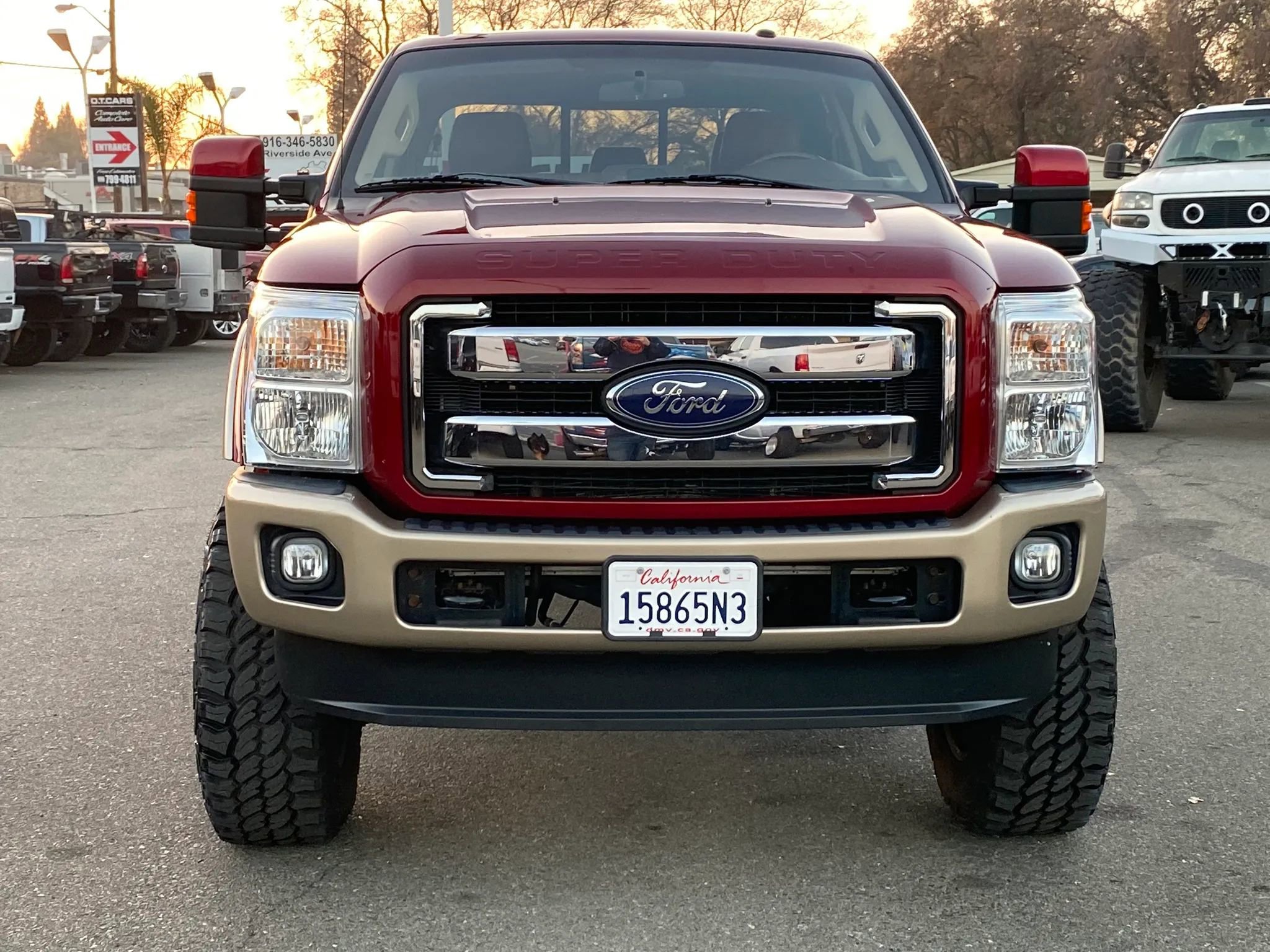 Used 2014 Ford F350 King Ranch w/ King Ranch w/Chrome Package image 9