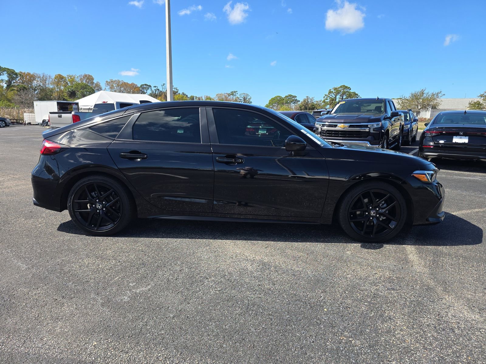 Used 2024 Honda Civic Sport image 3