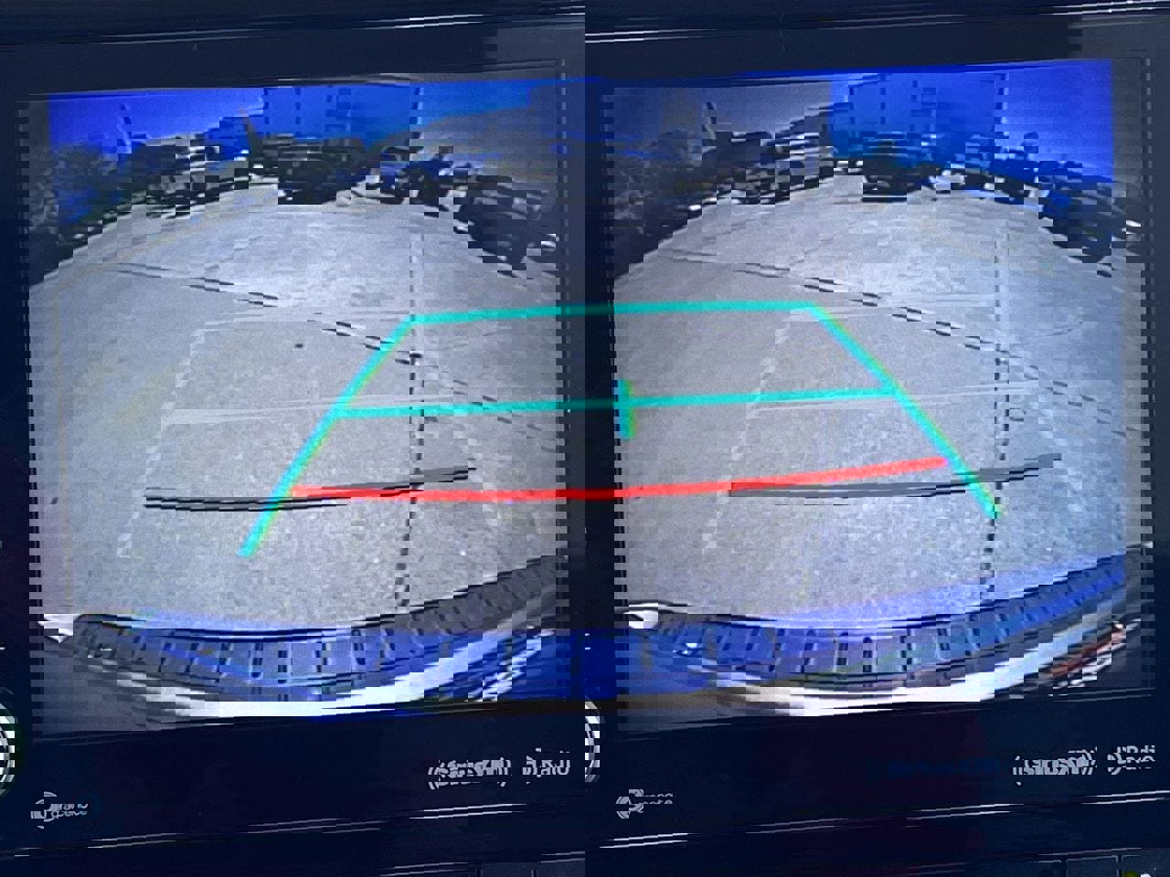 Used 2022 Toyota Highlander XLE image 16