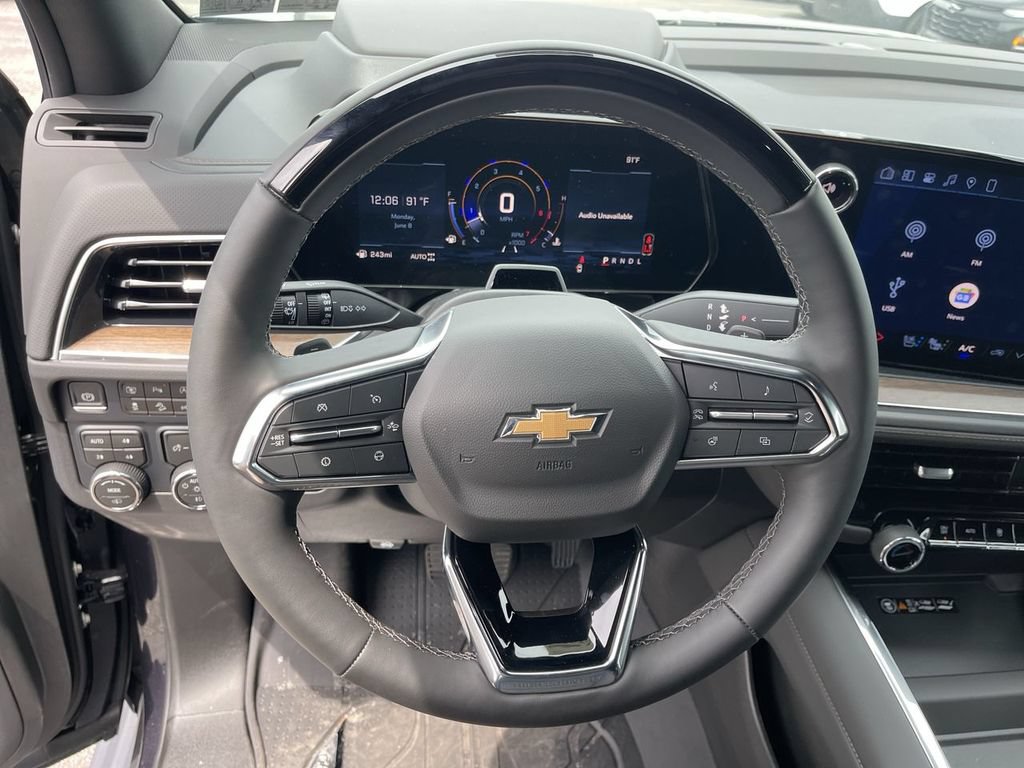 New 2026 Chevrolet Suburban High Country AWD/4WD image 14