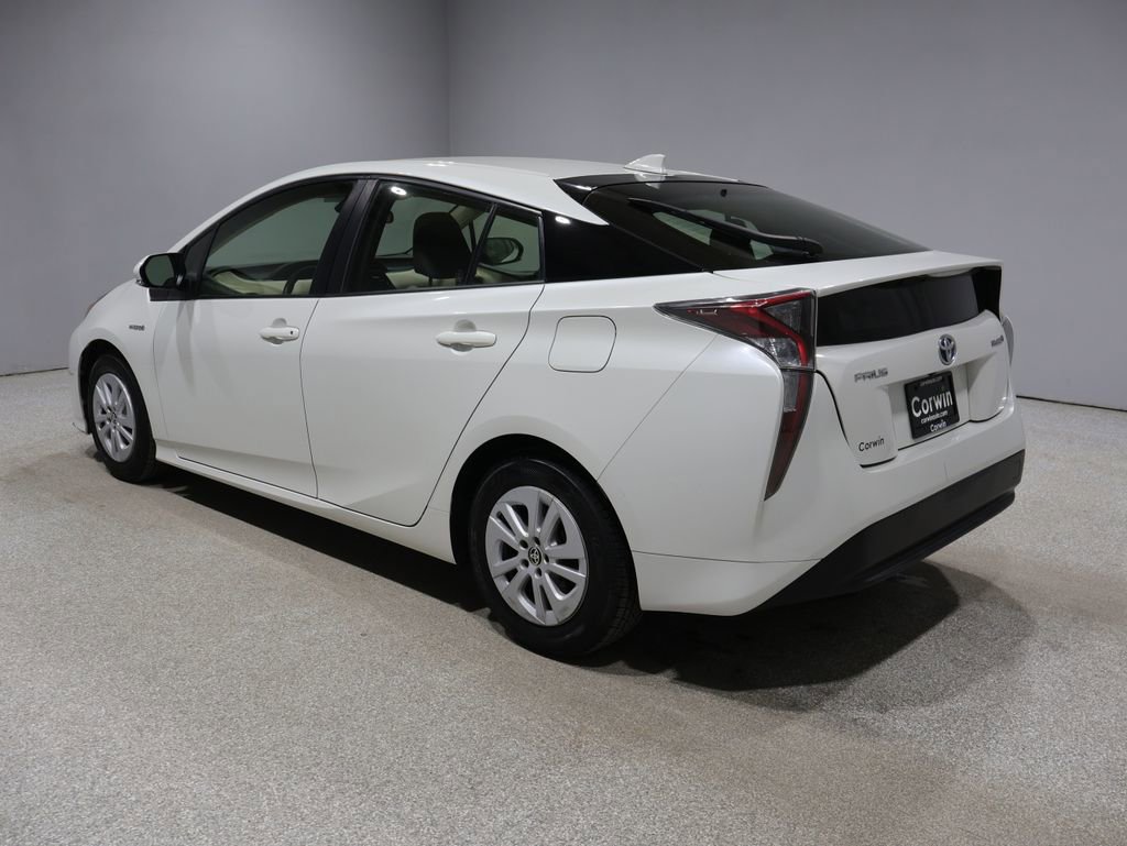 Used 2017 Toyota Prius Two image 4