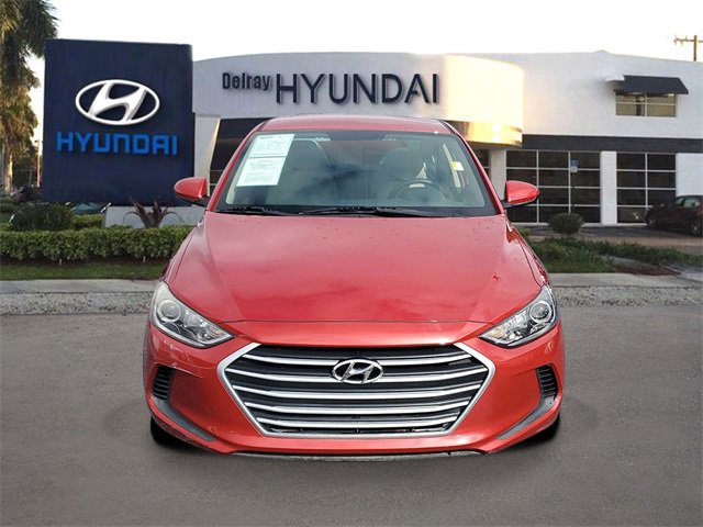 Used 2018 Hyundai Elantra SEL image 2
