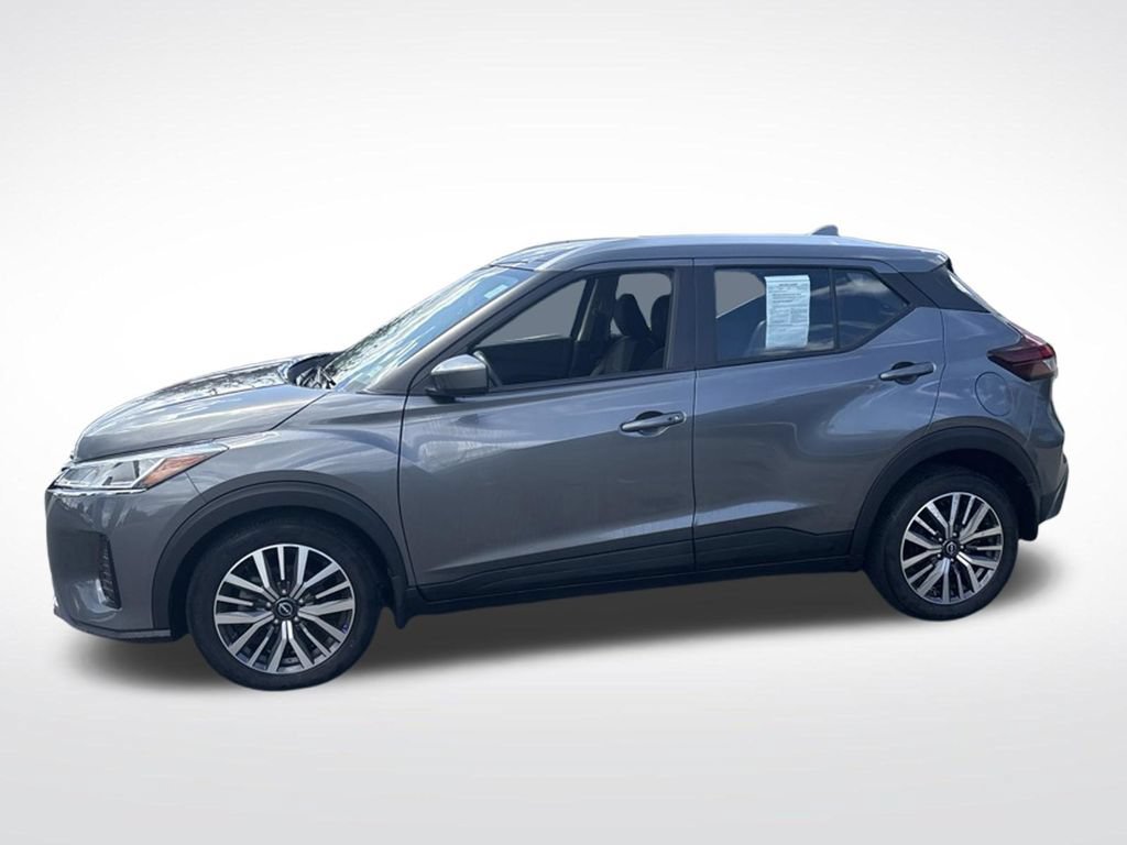 Used 2023 Nissan Kicks SV FWD image 4