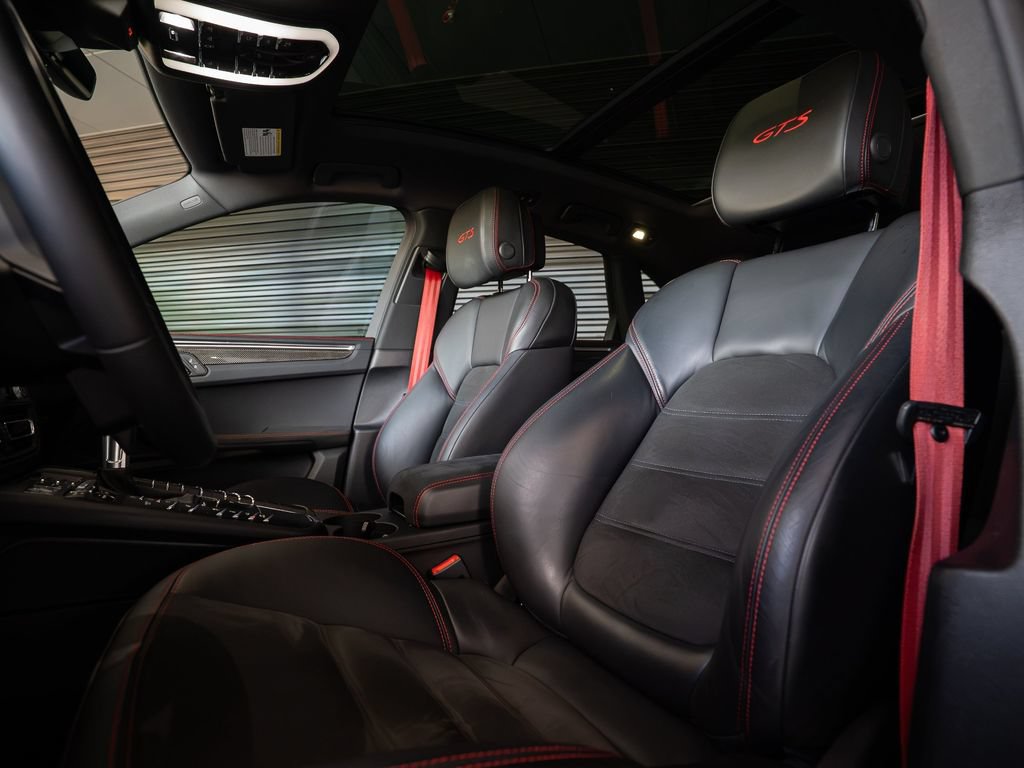 Used 2021 Porsche Macan GTS AWD/4WD image 5