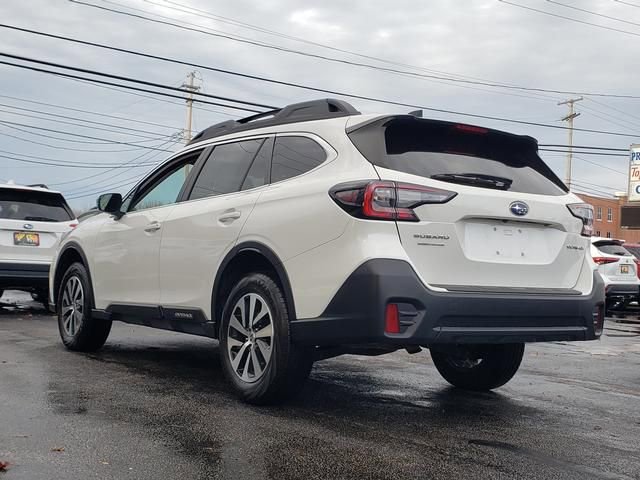 Certified 2022 Subaru Outback Premium image 6