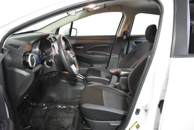 Certified 2025 Nissan Versa SV w/ Trunk Package FWD image 11