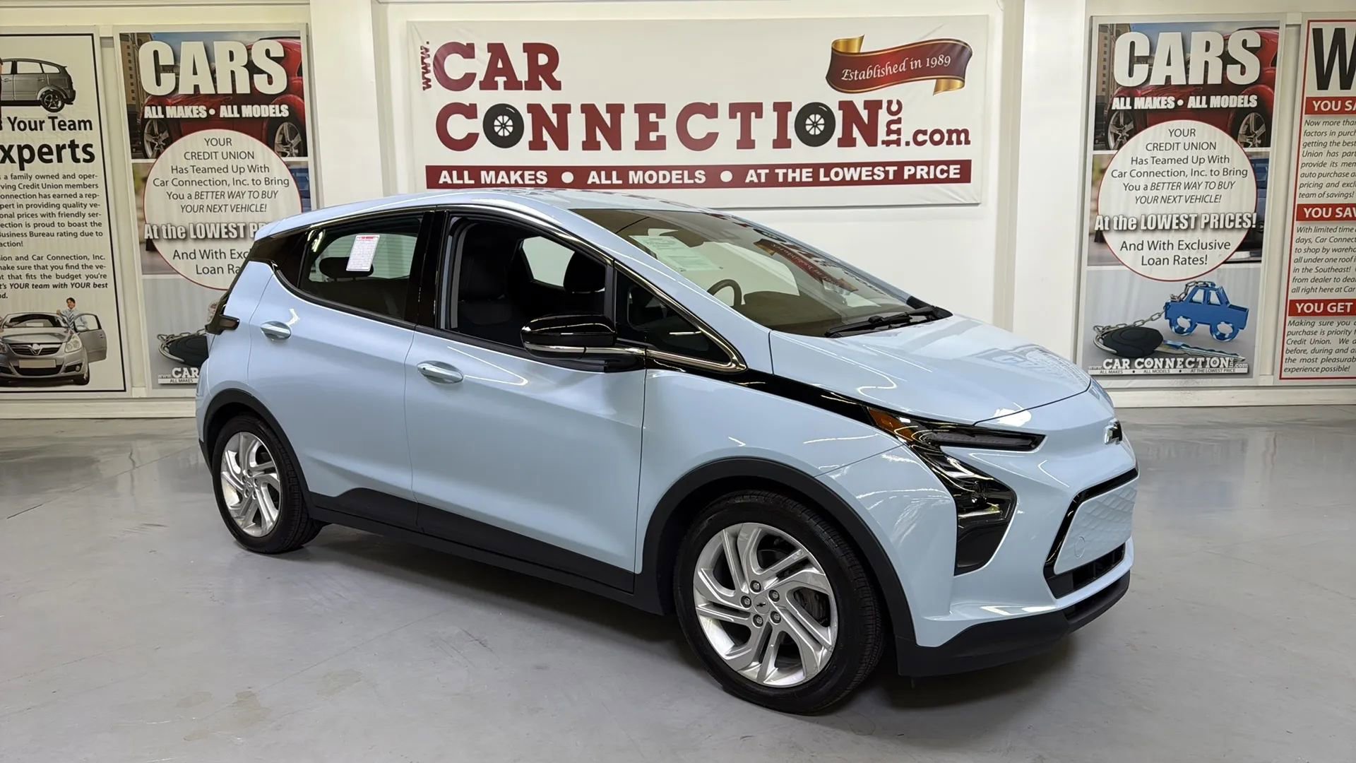 Used 2023 Chevrolet Bolt LT w/ Driver Confidence Package image 11