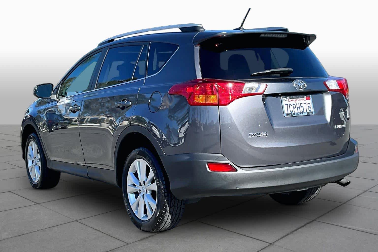 Used 2013 Toyota RAV4 Limited FWD image 11