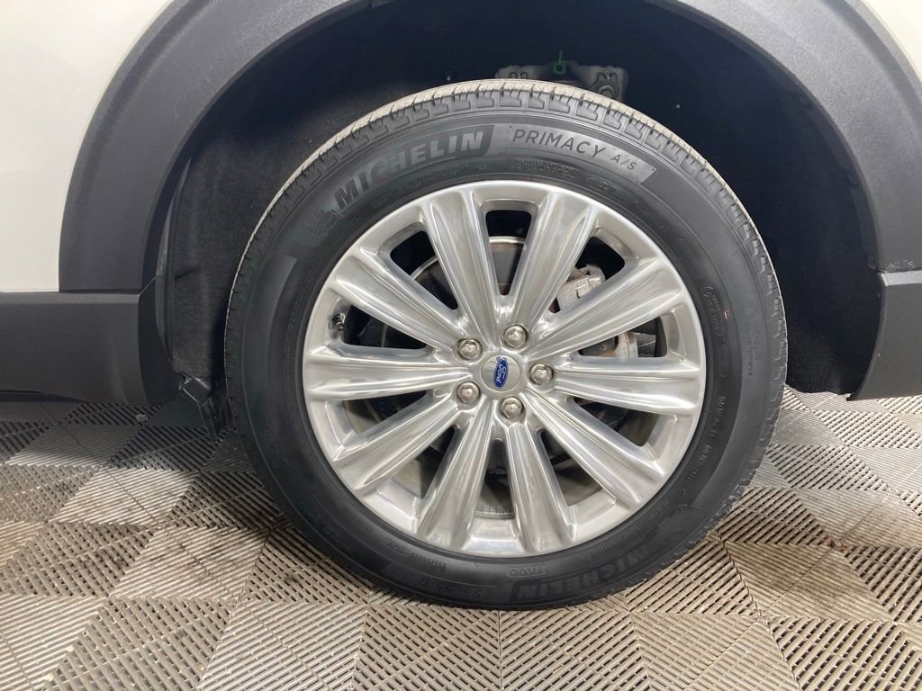 Used 2022 Ford Explorer Limited image 24