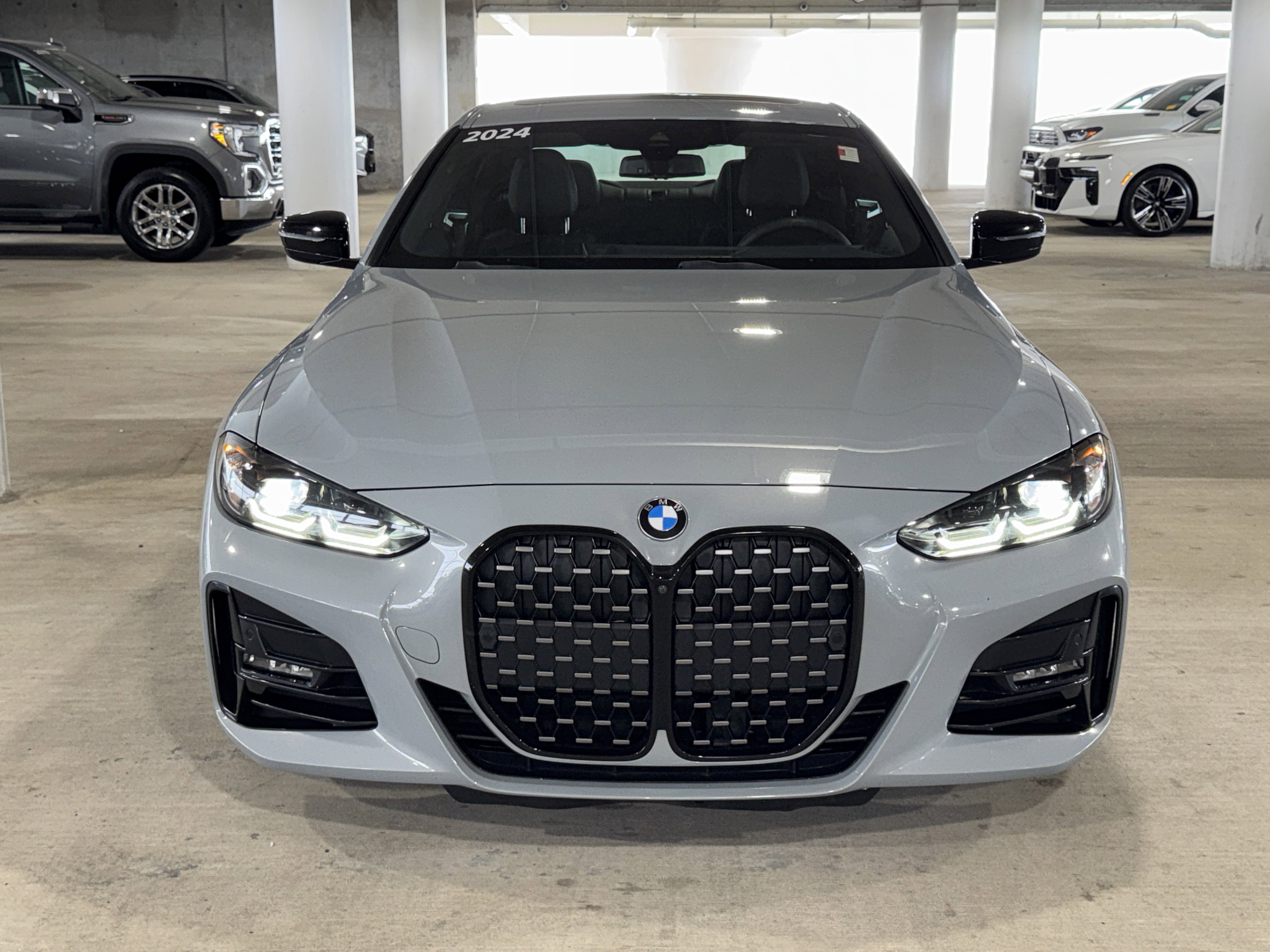 Used 2024 BMW 430i Coupe w/ M Sport Package RWD image 3