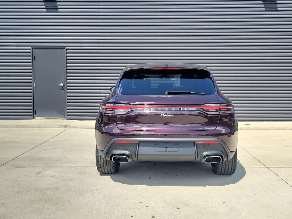 New 2026 Porsche Macan AWD/4WD image 4