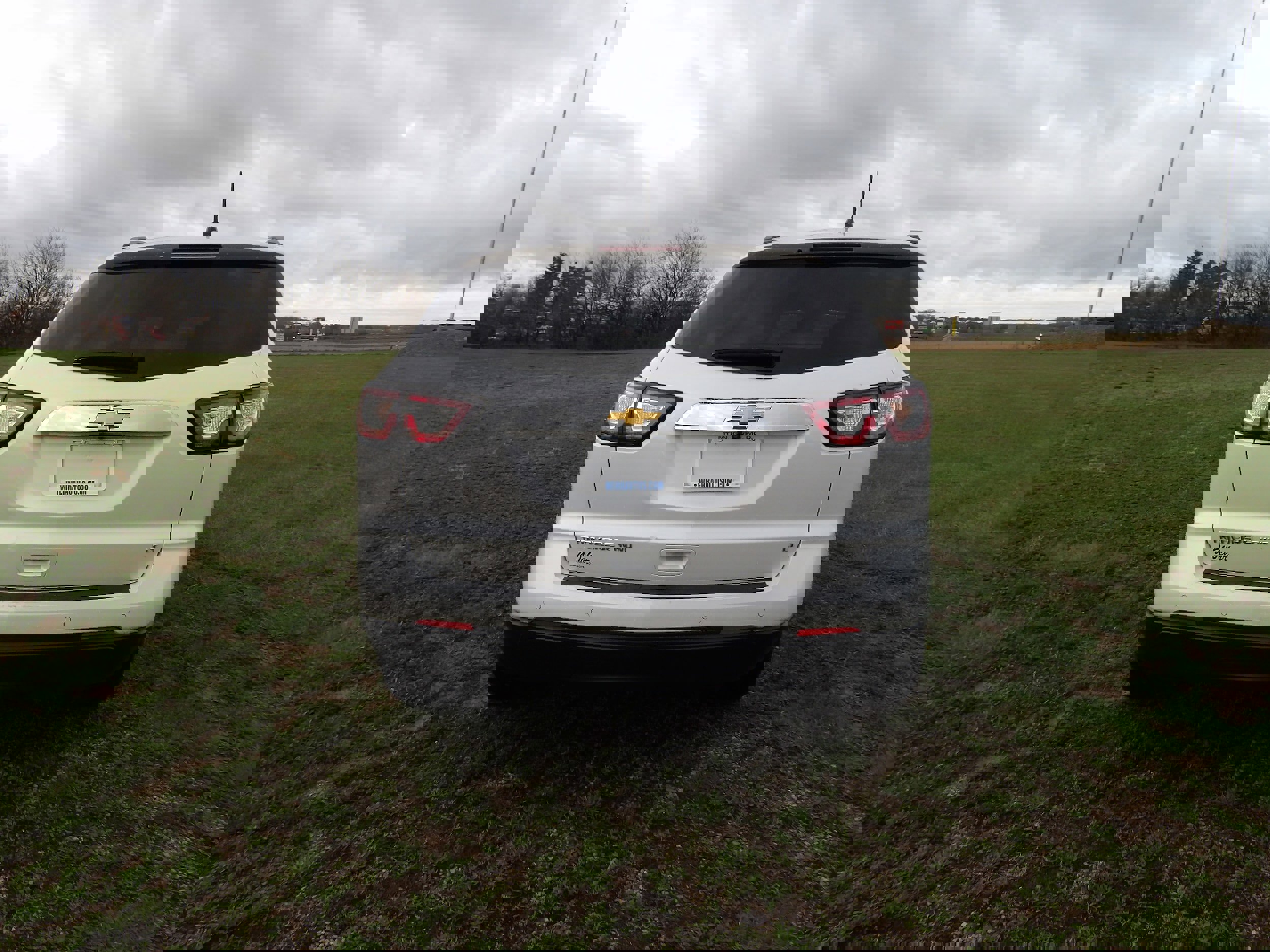 Used 2017 Chevrolet Traverse LT w/ Style and Technology Package image 7