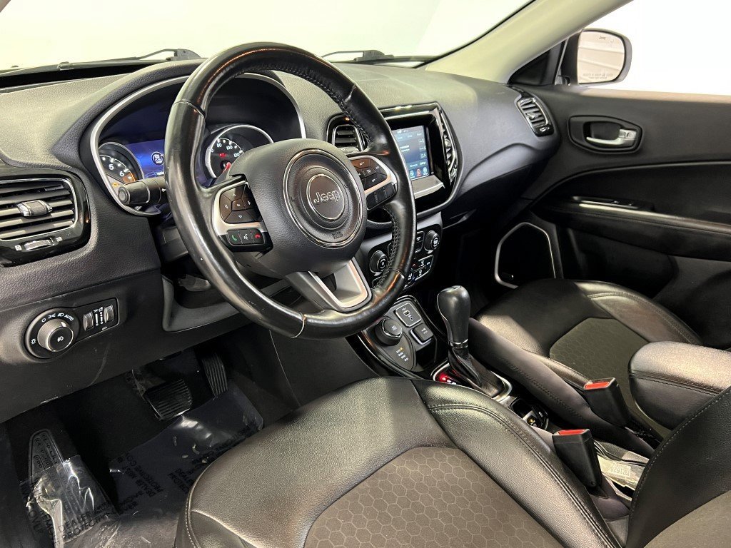 Certified 2021 Jeep Compass Latitude w/ Sun and Sound Group image 28