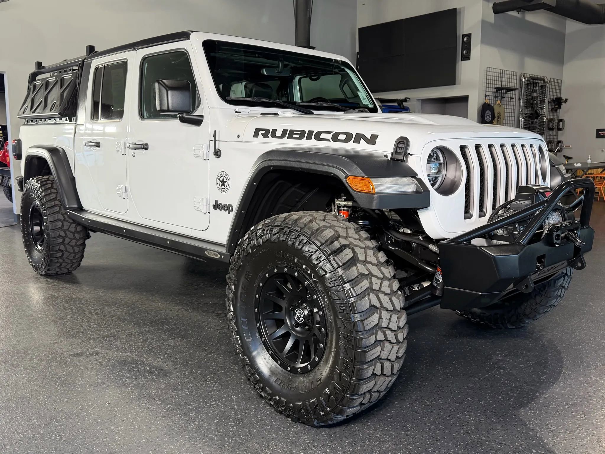 Used 2021 Jeep Gladiator Rubicon image 2